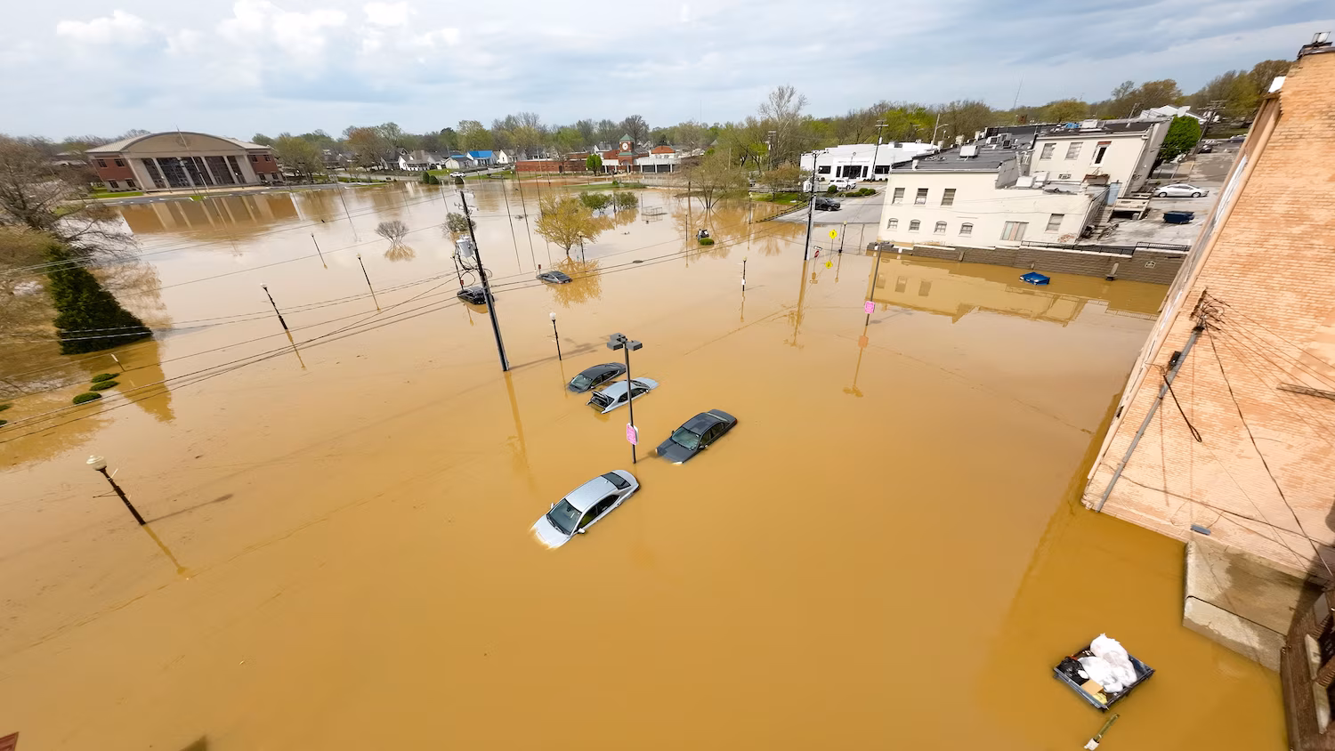 flooding-kentucky-gty-jt-250405_1743861833207_hpMain_16x9
